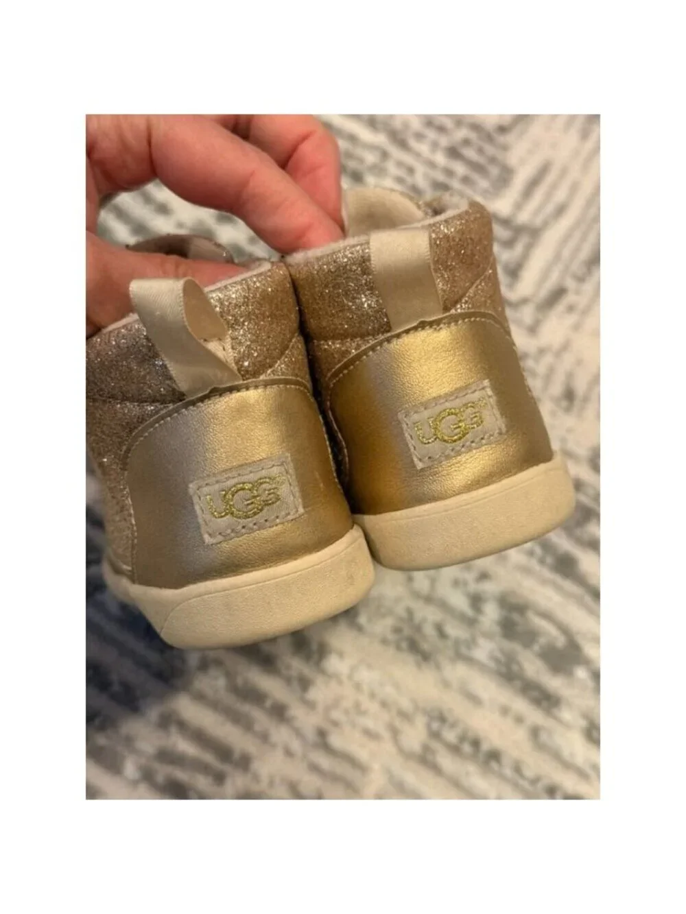 UGG toddler size 8 Pritchard Sparkles Trainer Gold Sneaker Boots S/N 1092409T